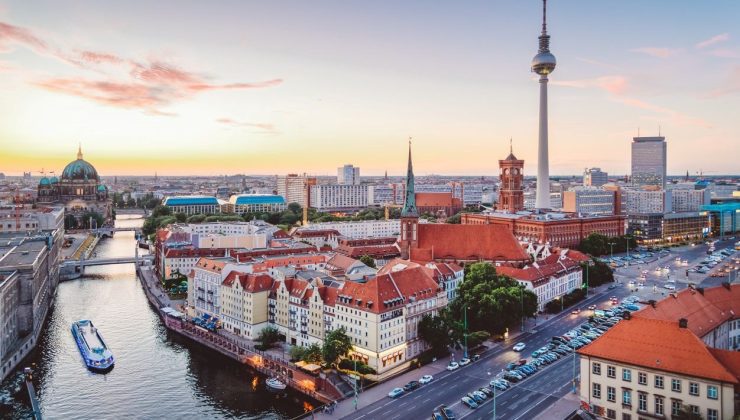 Berlin Duvarı ne zaman yıkıldı? Berlin Duvarı’nın yıkılışı neyi ifade ediyor?