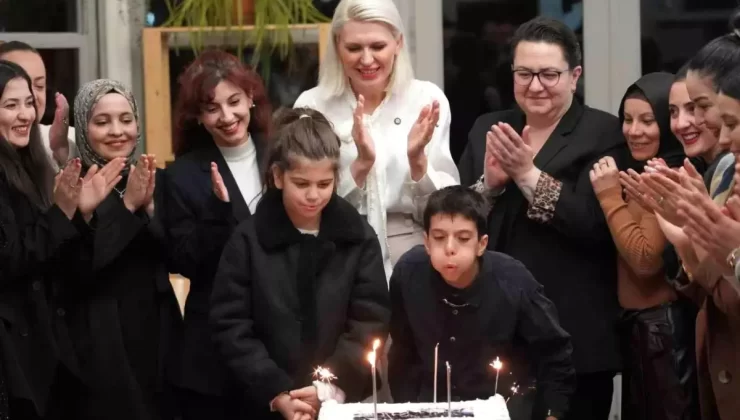 Bilecik Belediye Başkanı’ndan Öğretmenler Günü Kutlaması