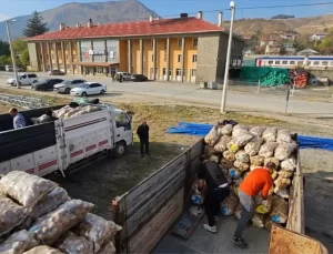 Bitlis’te 192 Ton Patates İhtiyaç Sahiplerine Dağıtıldı