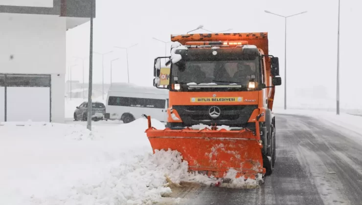 Bitlis’te Kar Yağışı Sonrası 84 Köy Yolundan 78’i Ulaşıma Açıldı