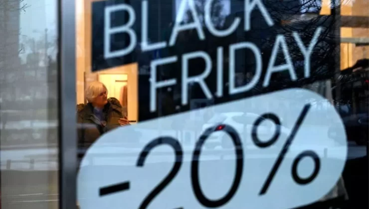 Black Friday İndirimleri Dünyayı Sarıyor