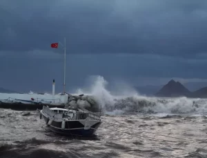 Bodrum-Datça Feribot Seferleri Fırtına Nedeniyle İptal Edildi