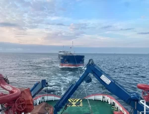 Boğaz’da Arıza Yapan Tanker Kurtarıldı