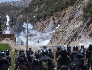 Bolivya’da kışlaya saldırı: 200’ü aşkın asker rehin alındı