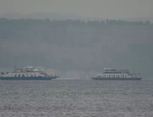 Bozcaada ve Gökçeada Feribot Seferleri Fırtına Nedeniyle İptal Edildi