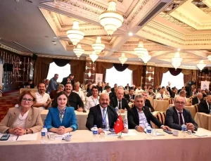 Bozkurt Belediye Başkanı Çelik, Akdeniz Belediyeler Birliği Toplantısına Katıldı