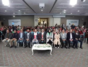 BTÜ’de şiirler Filistin için okundu