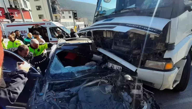 Bucak’ta Kaza: 4 Yaralı