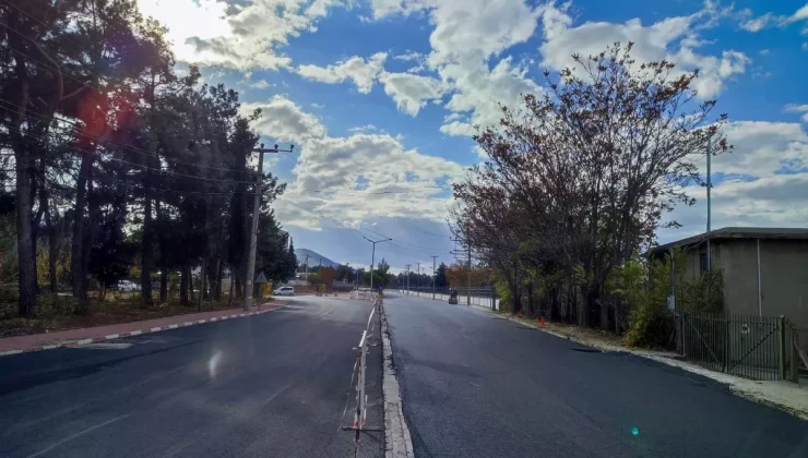 Burdur’da Asfaltlama Çalışmaları Devam Ediyor