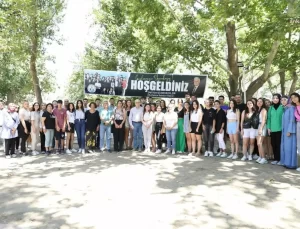 Burhaniye Belediyesi’nden 300 Öğrenciye 4.5 Milyon TL Burs Desteği