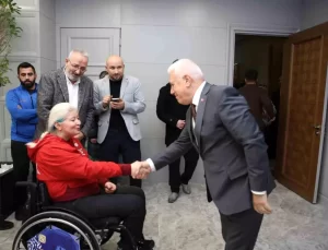 Bursa Büyükşehir Belediye Başkanı, Milli Sporcuları Ağırladı