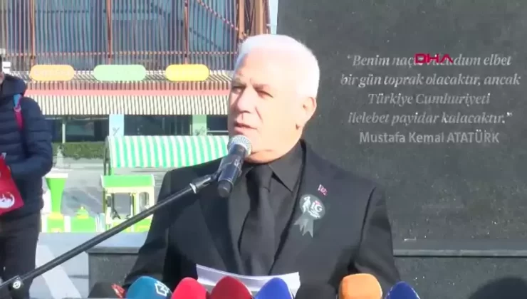 Bursa’da Atatürk Heykeli Açıldı