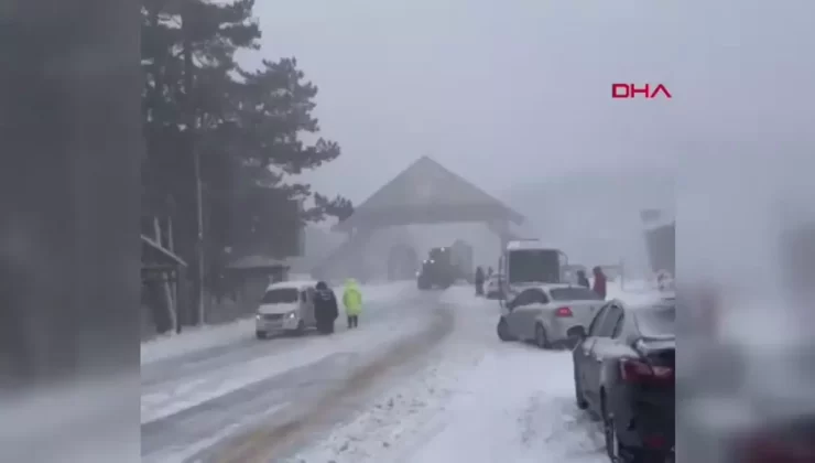 Bursa’da Kar Yağışı Günlük Hayatı Olumsuz Etkiliyor