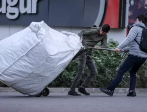 Bursa’da Kuvvetli Lodos Etkili