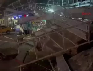 Bursa’da lodos etkili oldu; ağaçlar, tabelalar ve inşaat iskelesi devrildi