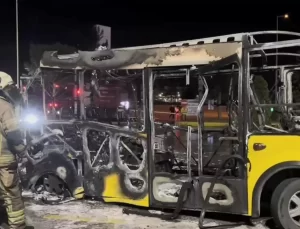 Bursa’da Park Halindeki Belediye Minibüsünde Yangın