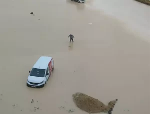 Bursa’da Sağanak Yağış ve Kar Yağışı Hayatı Olumsuz Etkiliyor