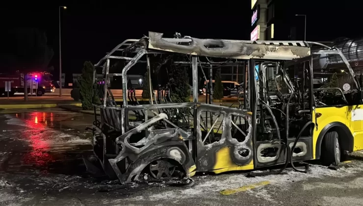 Bursa’da Yolcu Minibüsü Yangını