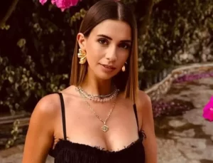 Buse Terim derin yırtmacıyla çok konuşuldu