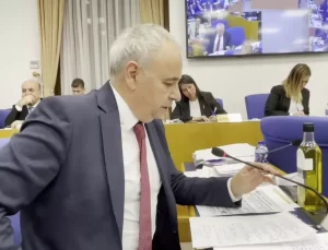 Bütçe Görüşmelerinde Uyarılar