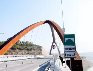 Büyük Kukes Köprüsü Trafiğe Açıldı