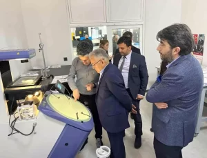 Büyükkılıç, TOMTAŞ Havacılık Tesisi’ni Ziyaret Etti
