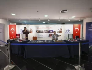 Cam Sanatı Sergisi Ankara’da Açıldı