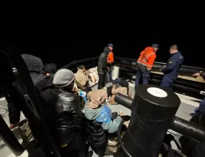 Çanakkale’de 18 Düzensiz Göçmen Kurtarıldı