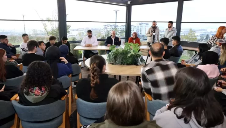 Çayırova Belediye Başkanı, Gençlerle Buluştu