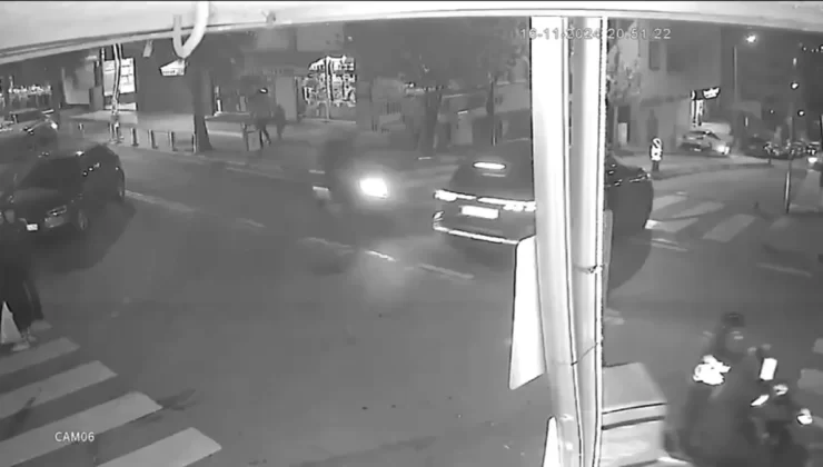 Çayırova’da Motosiklet-Cip Kazası: İki Yaralı