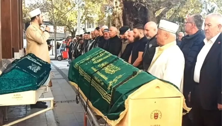 Cenazeye Giden Sürücü Kaza Geçirdi