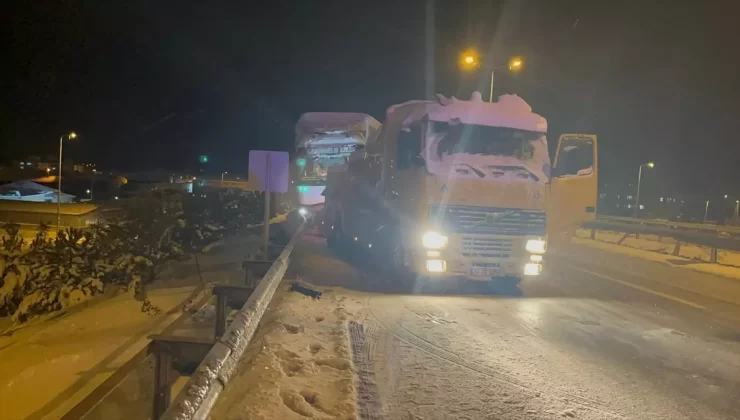 Çerkeş’te Tır Kaza Yaptı