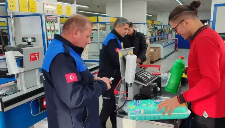 Ceyhan’da Zabıta Denetimleri Sürüyor
