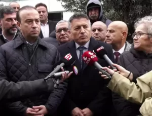 CHP, Esenyurt’ta ‘Demokrasi Nöbeti’ni Sürdürüyor