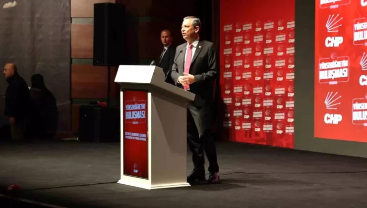 CHP lideri Özel: “Kırmızı çizgimiz toplumsal mutabakat olmalı”