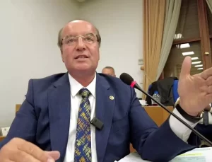 CHP’li Akay, Karabük’teki Sorunları Bakan Kurum’a Aktardı