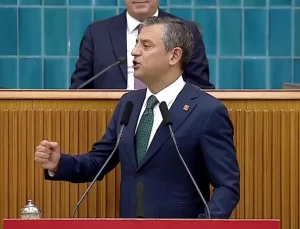 CHP’li Belediye Başkanlarına “Pazar Yeri” Baskısı… Özgür Özel Başkanlara Sahip Çıktı: “Atatürk’ün Partisi Dimdik Arkanızda”