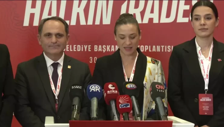 CHP’nin Belediye Başkanları Toplantısı Sonuç Bildirgesi: “Milli İradeyi Hedef Alan Gayrimeşru, Hukuk Dışı Girişimlere Asla Teslim Olmayacağız”
