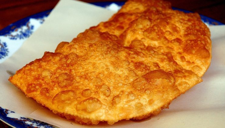 Çiğ börek harcında sakatat, parça ette tek tırnaklı eti tespit edildi