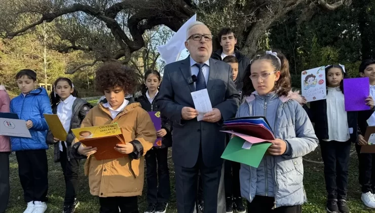 Çocuklar Şiirle Haklarını Savundu