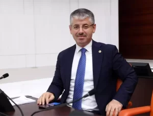 Çopuroğlu; Kayseri üzerinden CHP’li belediyelere yüklendi