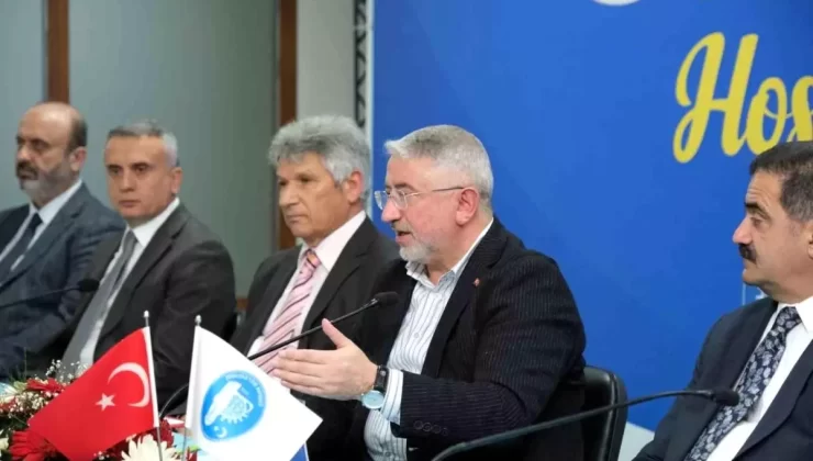 Çorum Belediye Başkanı Aşgın, Bahçelievler Mahallesi’nde Sakinlerle Bir Araya Geldi