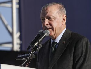 Cumhurbaşkanı Erdoğan, depremzede vatandaştan 3 çocuk istedi