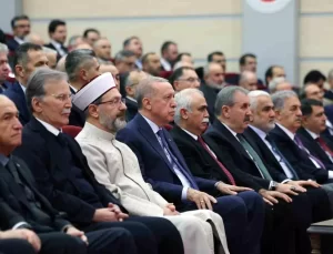 Cumhurbaşkanı Erdoğan: “Dijital hareket yeni bir yapay din oluşturma gayreti içindedir”
