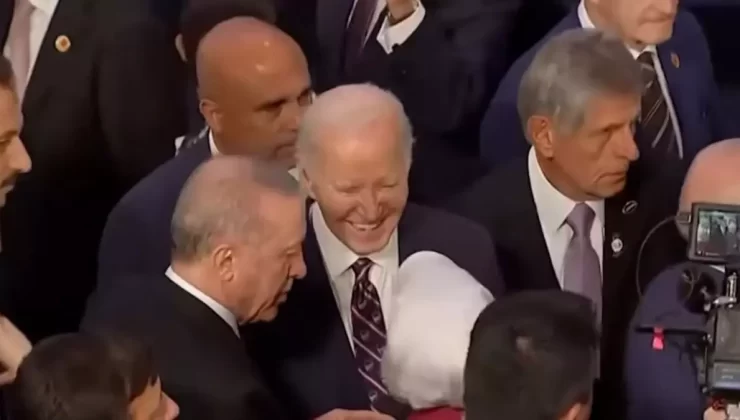 Cumhurbaşkanı Erdoğan, G20 Zirvesi’nde Biden ile ayaküstü sohbet etti