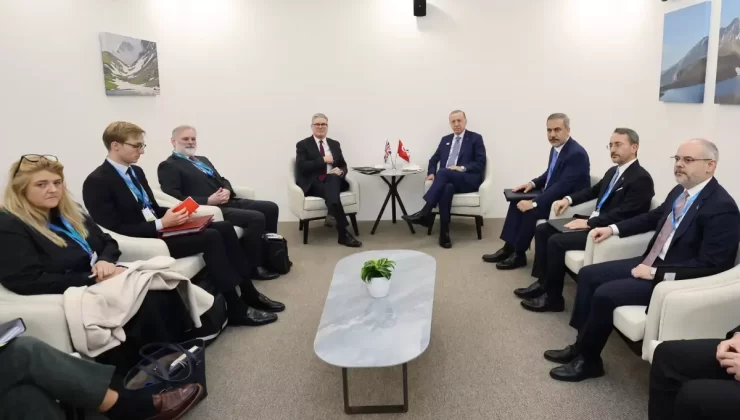 Cumhurbaşkanı Erdoğan, İngiltere Başbakanı Keir Starmer ile görüştü