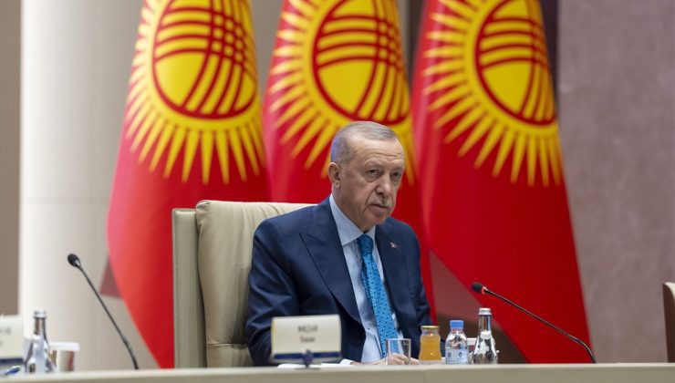 Cumhurbaşkanı Erdoğan’dan, CHP’li belediyelerin 29 Ekim harcamalarına eleştiri