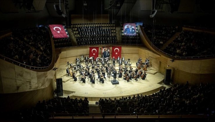 Cumhurbaşkanlığı Senfoni Orkestrası, Büyük Önder Atatürk anısına özel konser verdi