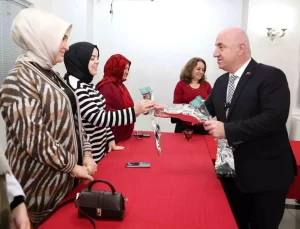 Darıca Belediyesi’nden Öğretmenler Günü Kutlaması