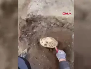 Denizli’deki Tripolis Antik Kenti’nde Heykelin Baş Kısmı Ortaya Çıktı